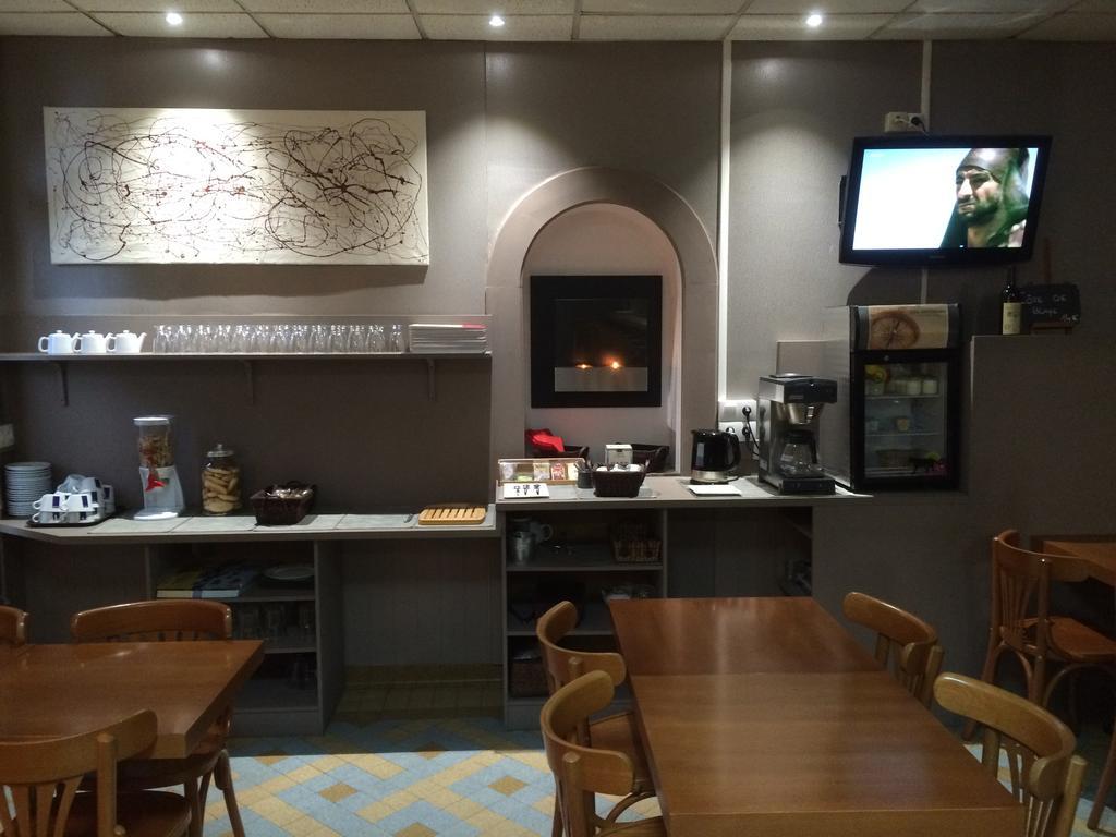 Hotel Les Voyageurs Les Sables-d'Olonne Ngoại thất bức ảnh