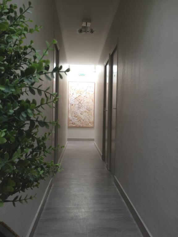 Hotel Les Voyageurs Les Sables-d'Olonne Ngoại thất bức ảnh