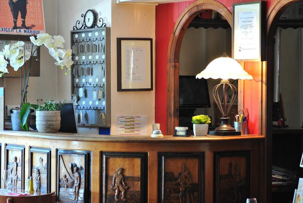 Hotel Les Voyageurs Les Sables-d'Olonne Ngoại thất bức ảnh