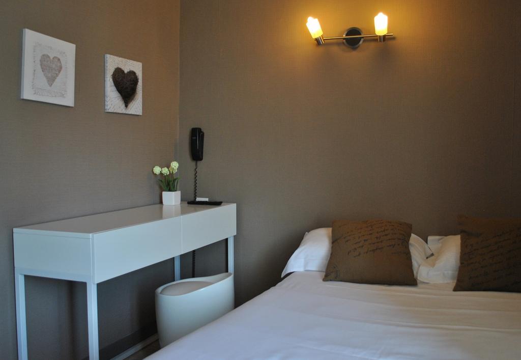 Hotel Les Voyageurs Les Sables-d'Olonne Ngoại thất bức ảnh